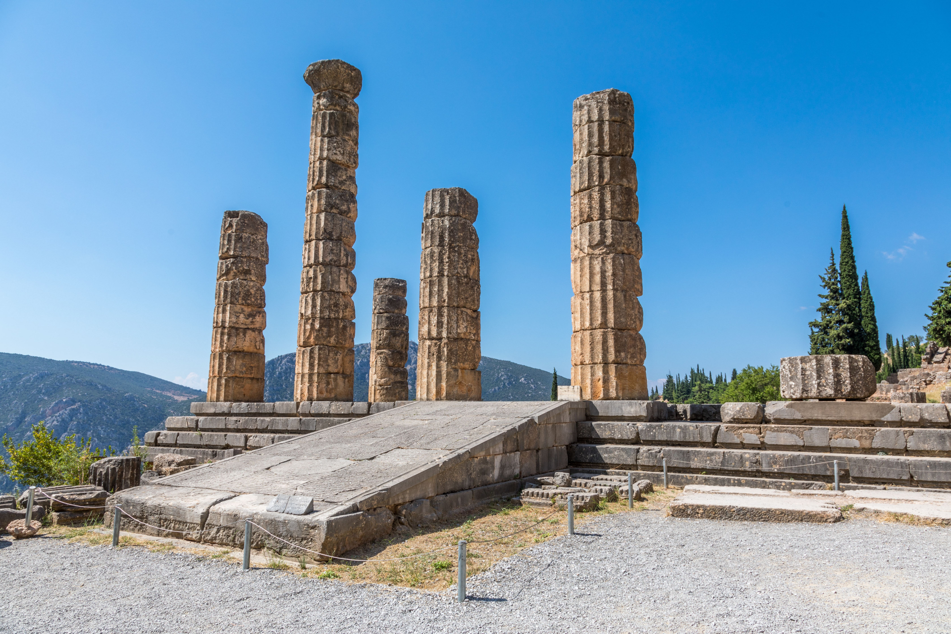 Temple Apollon site archeologique de Delphes